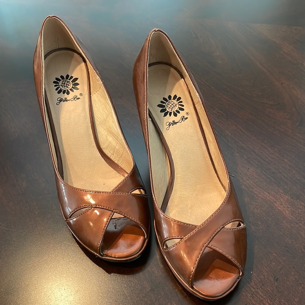 Ladies Cooper colored patent leather stacked heel. 3 1/2 in. Heel, Peep toe.